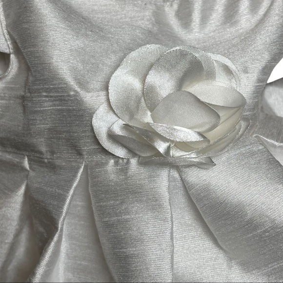 Carter's beautiful white dress, short sleeved and pleated, layered skirt. 3 mo - Picture 4 of 8